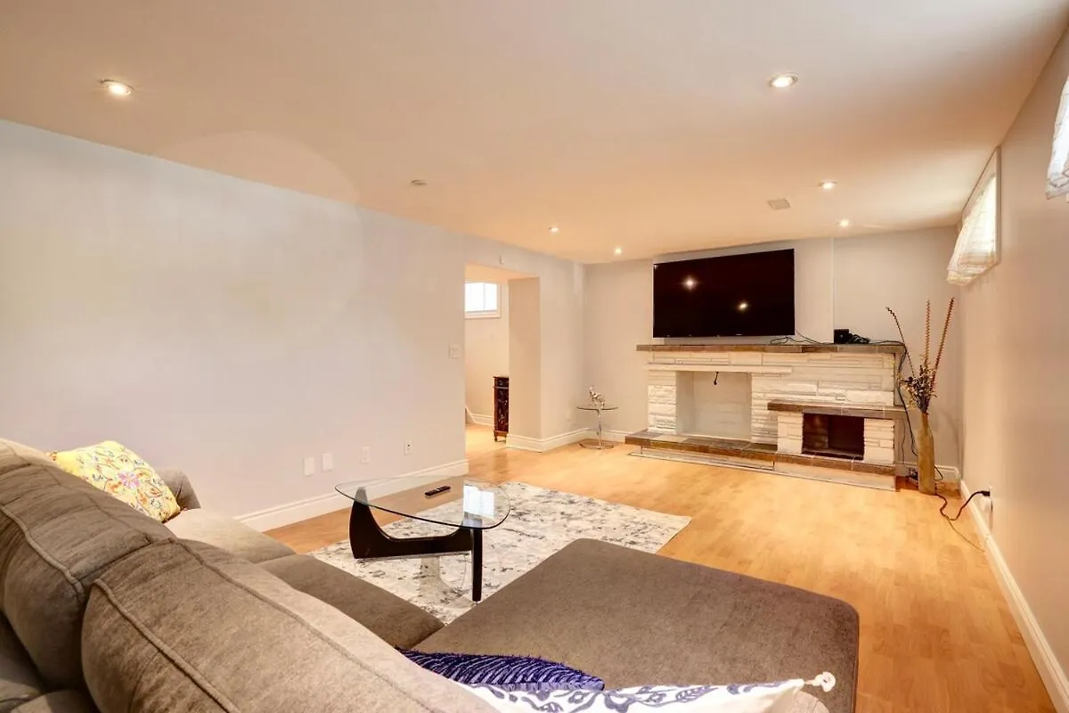 Comfy City Retreat , Seneca College, CMCC Toronto Canada